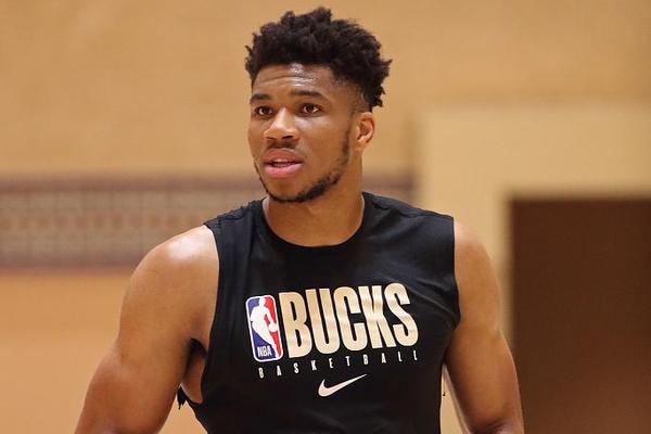 星空体育- 星空体育官方网站- 星空体育APP下载寒冬到塞北大漠“猫个暖冬”